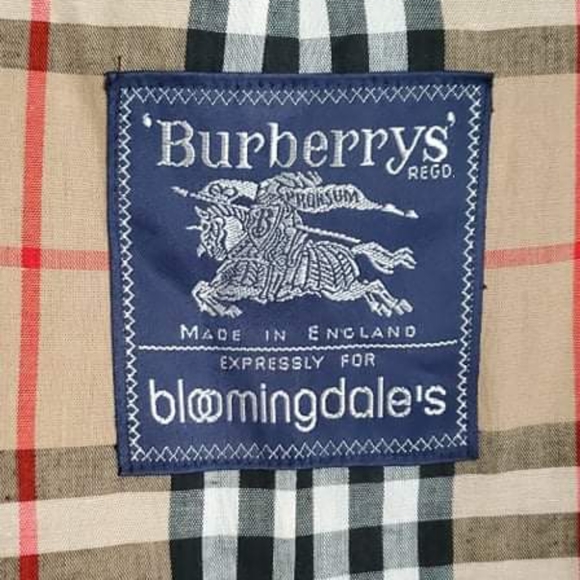 Burberry coat - Picture 5 of 6